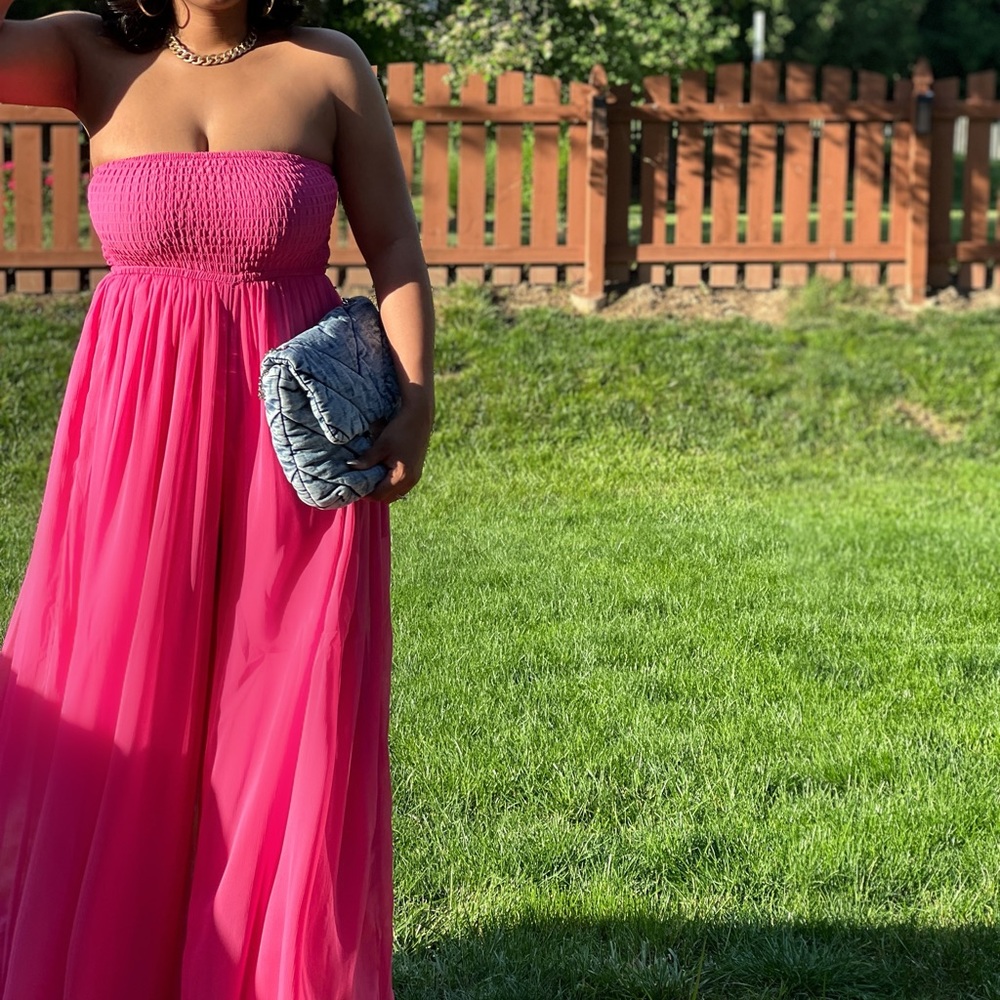 Chic Strapless Fuchsia Maxi Dress